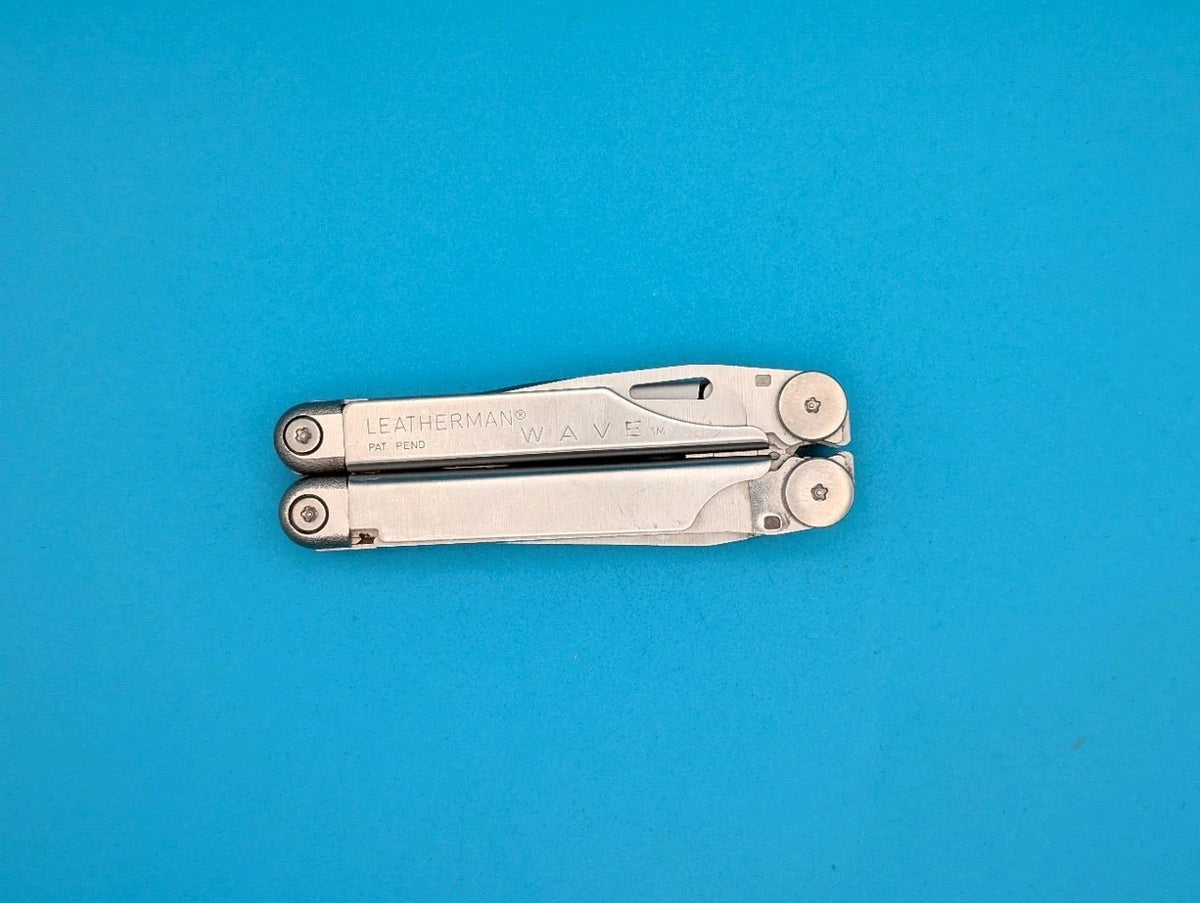 Leatherman Wave Original Vintage Retired, Dated 0301 (MAR, 2001) EXCELLENT!