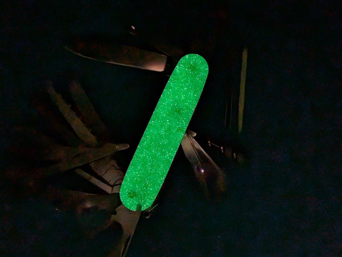 Victorinox SwissChamp Green and Purple Glow in the Dark Swiss Army Knife! 91mm
