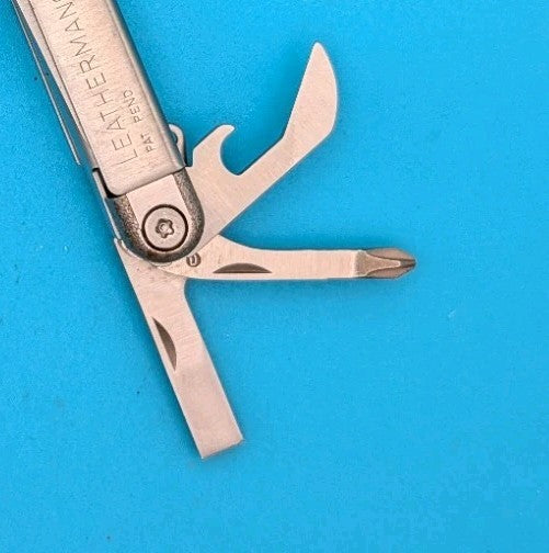 Vintage Leatherman Wave Original Multi Tool, Dated 11/00 (Nov, 2000)