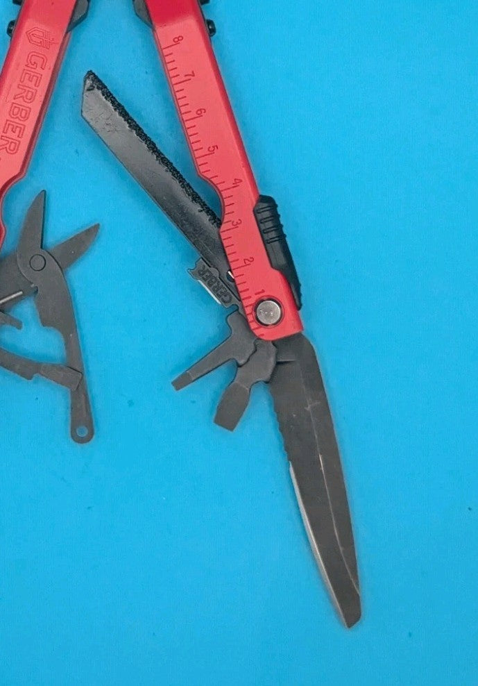 Gerber MP600 Black Oxide Multi-Tool Needle Nose Pliers! RED & BLACK! SNAP ON!