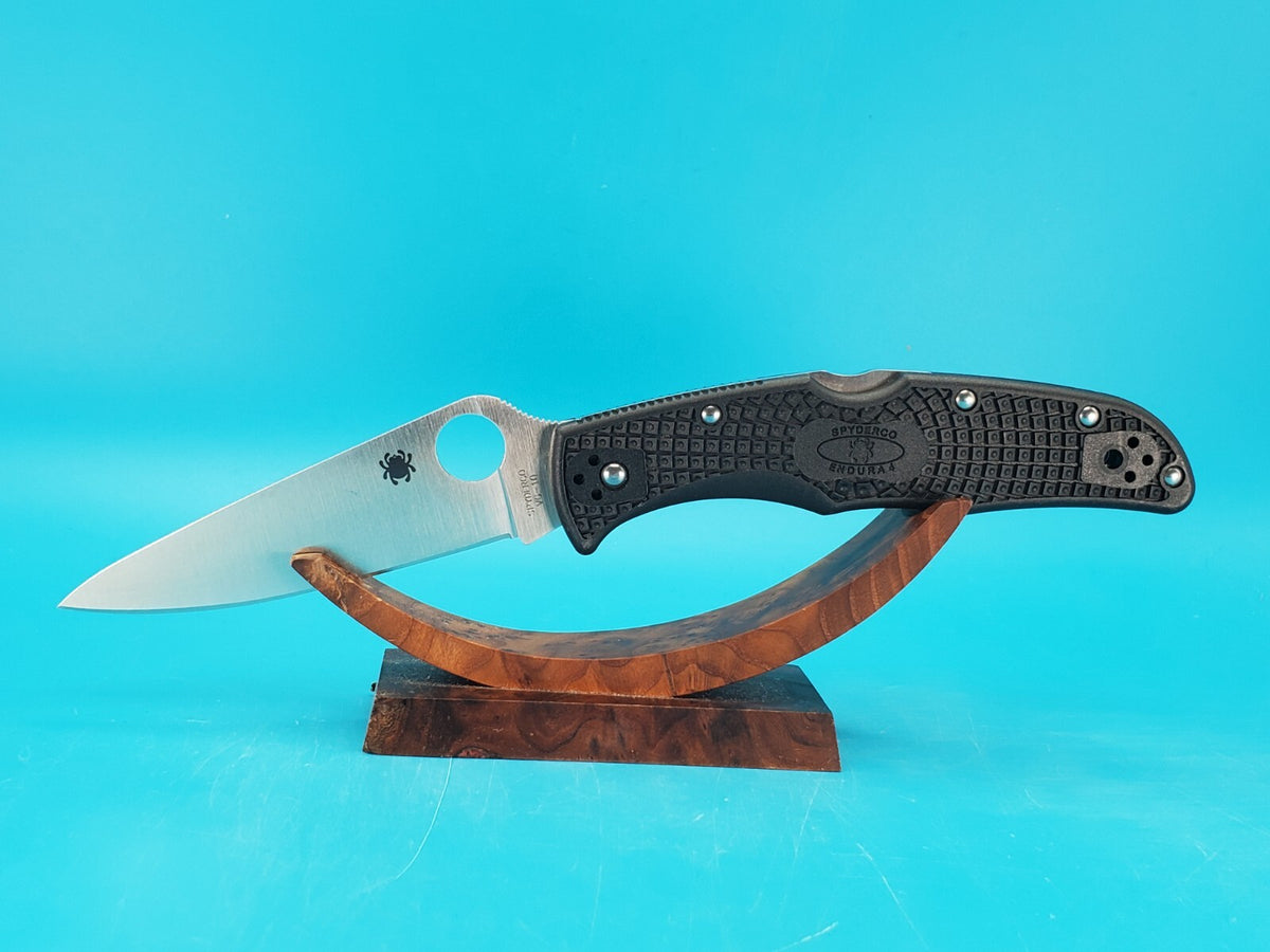 Spyderco Endura 4 Plain Edge Lockback Knife! Black Handle! VG-10 Blade!