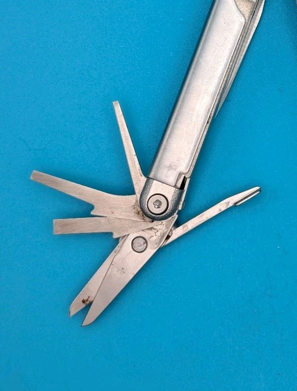 Leatherman Wave Original Vintage Retired, Dated 0600 (JUNE, 2000)