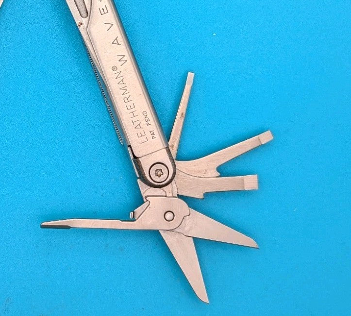 Vintage Leatherman Wave Original Multi Tool, Dated 11/00 (Nov, 2000)