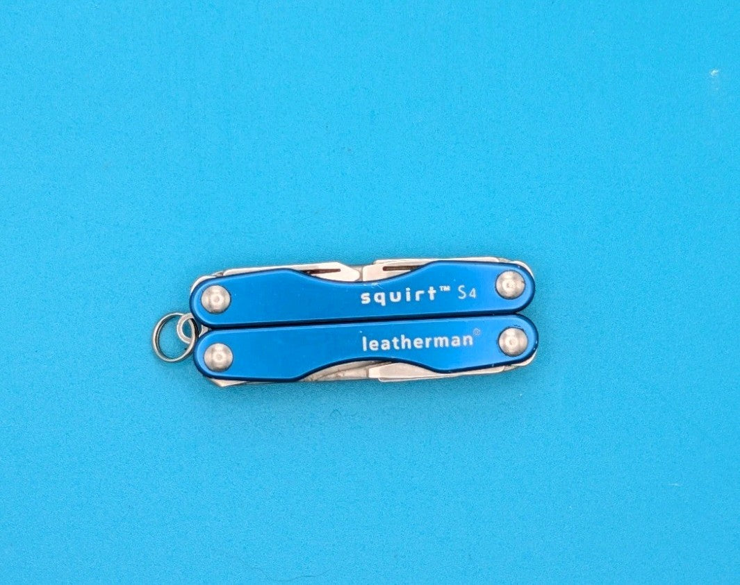 Leatherman Squirt S4 Multi-Tool, Key Ring, Retired, BLUE!