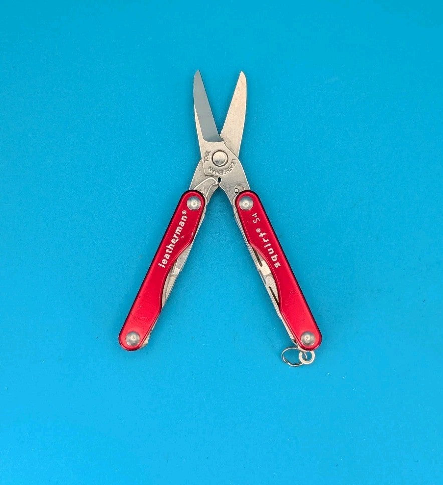 Leatherman Squirt S4 Multi-Tool, Key Ring, Retired, Red