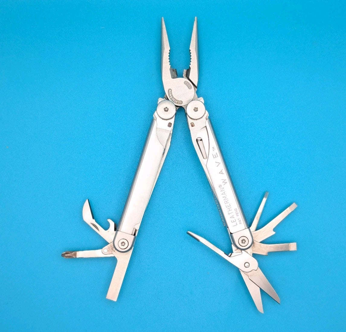 Vintage Leatherman Wave Original Multi Tool! Dated 0402 (APR, 2002) WITH SHEATH!