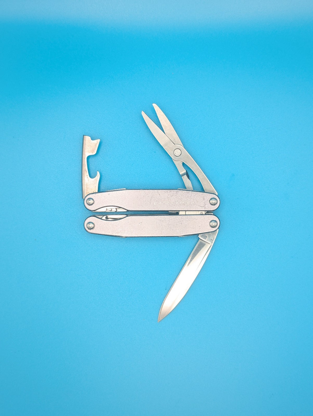 Leatherman Juice S2 Gray Multi Tool! RETIRED!