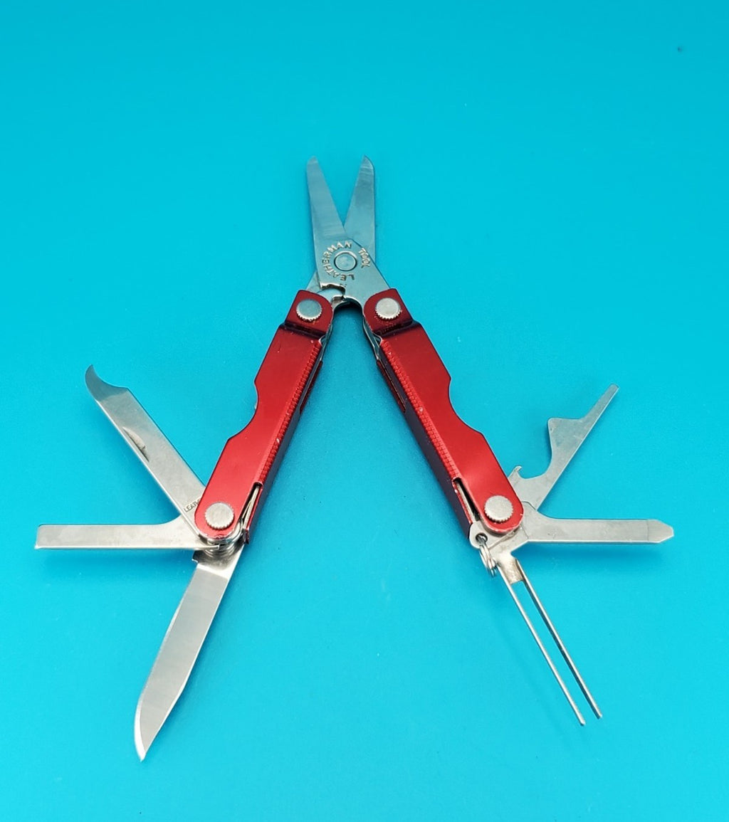 Leatherman Micra Multi-Tool, Knife, Scissors, Key Ring, Red!