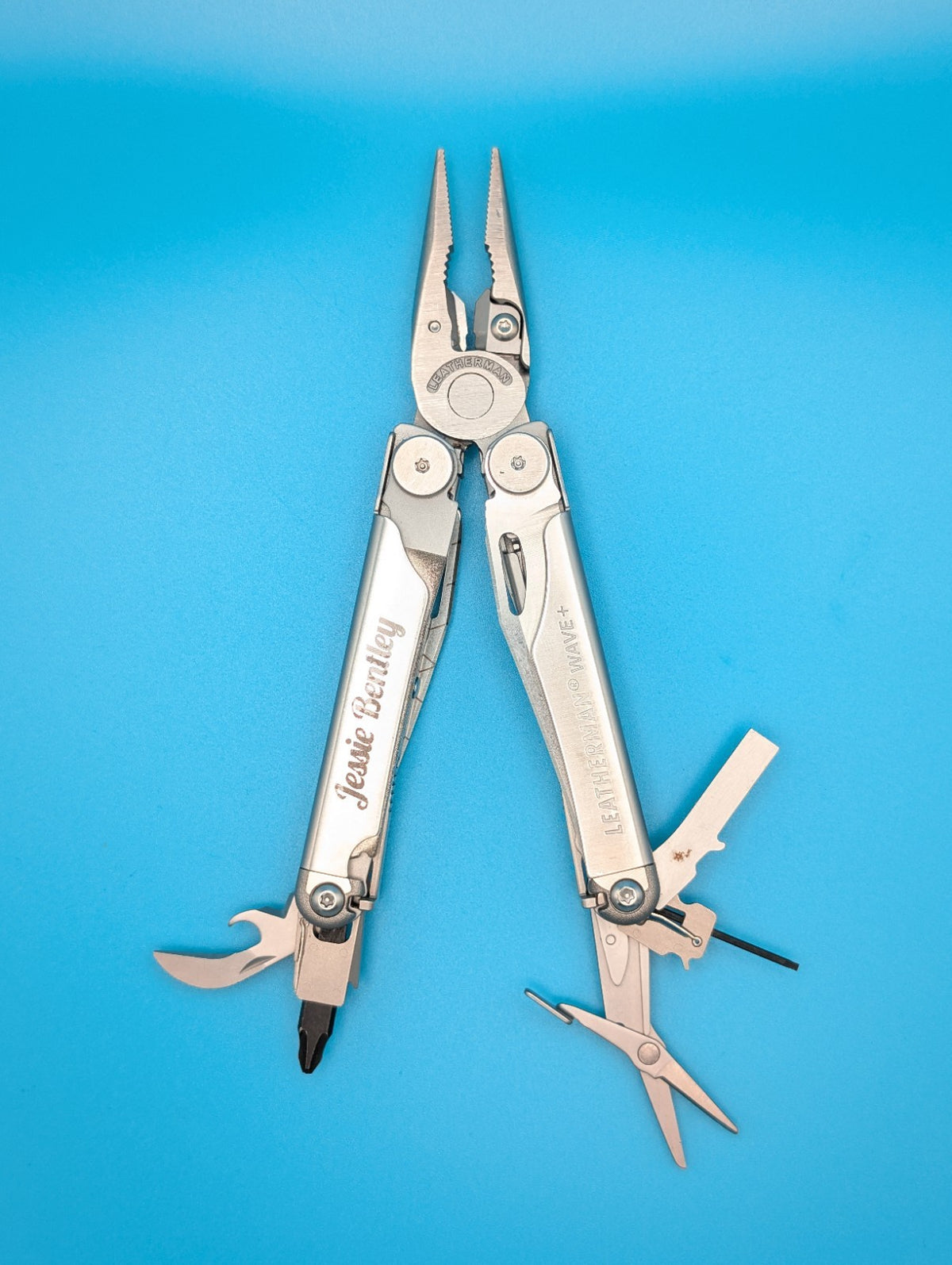Leatherman Wave Plus + Multi-Tool! FAST SHIPPING! *JESSIE BENTLEY*