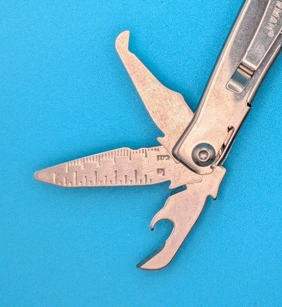 Leatherman Rev 3.8" Multi-Tool, Stainless!