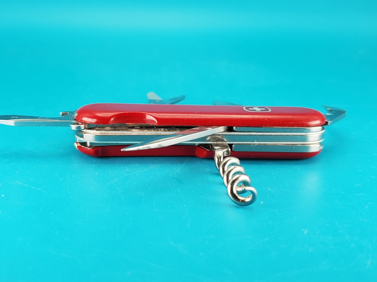 Wenger Traveler Red Swiss Army Knife Multi Tool!