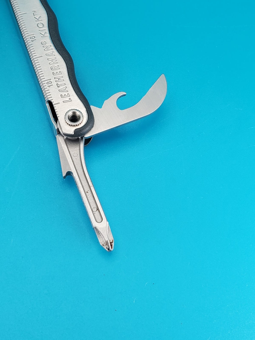Leatherman Kick Multi-Tool! D.C. Friends of Ireland