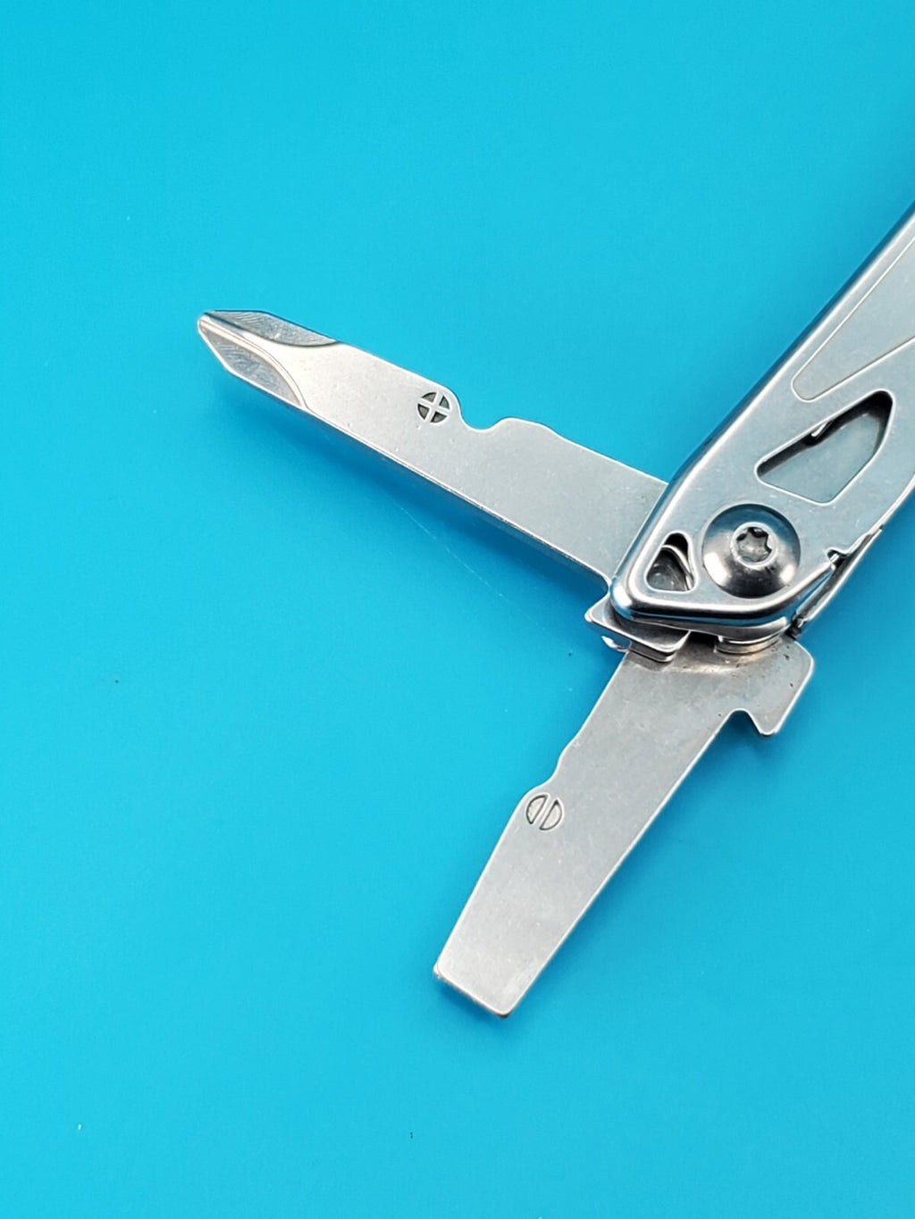 LEATHERMAN WINGMAN MULTI-TOOL! FAST SHIPPING!
