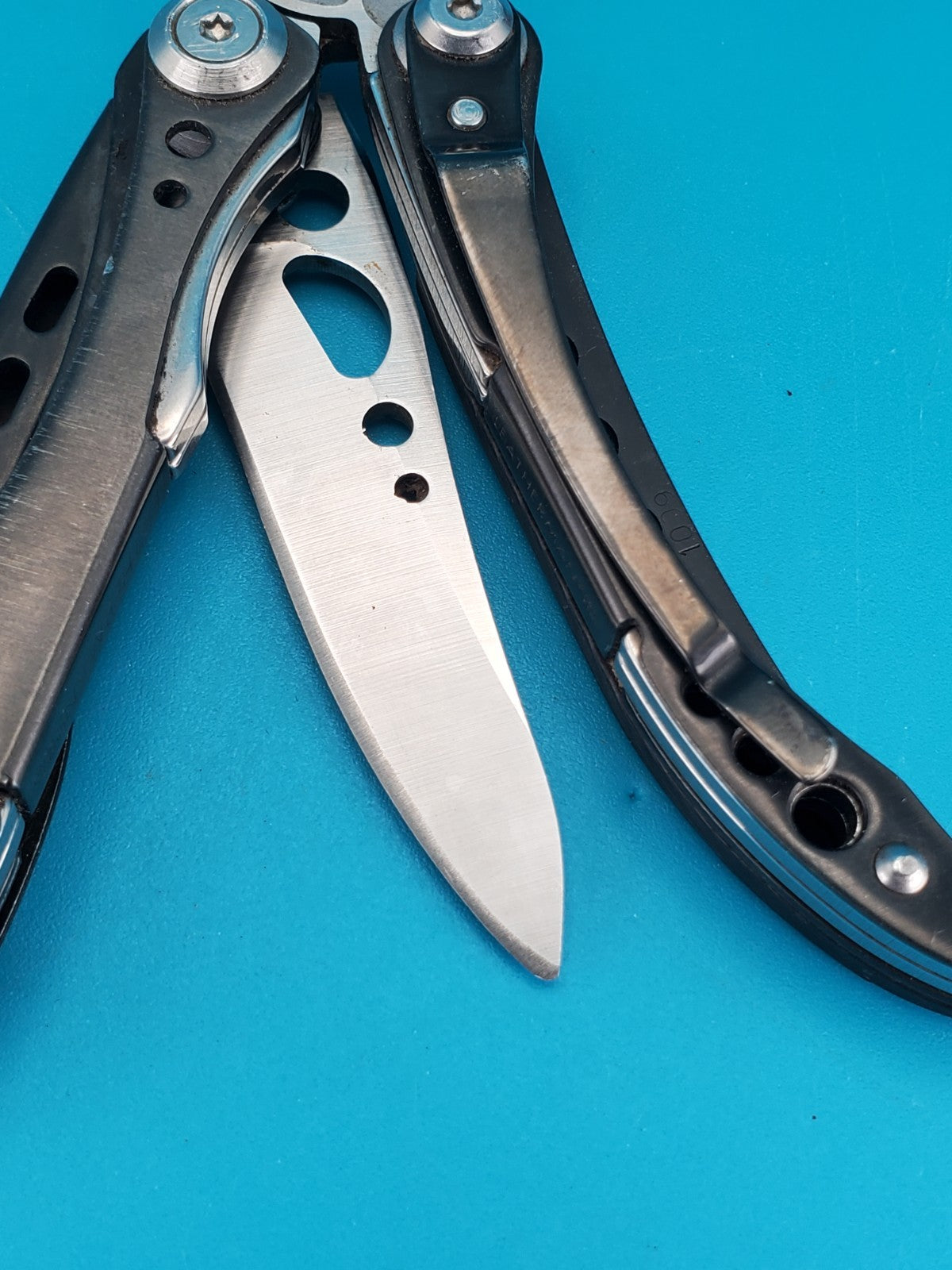 Leatherman Freestyle CX Multi-Tool - Discontinued - FAST SHIPPING!