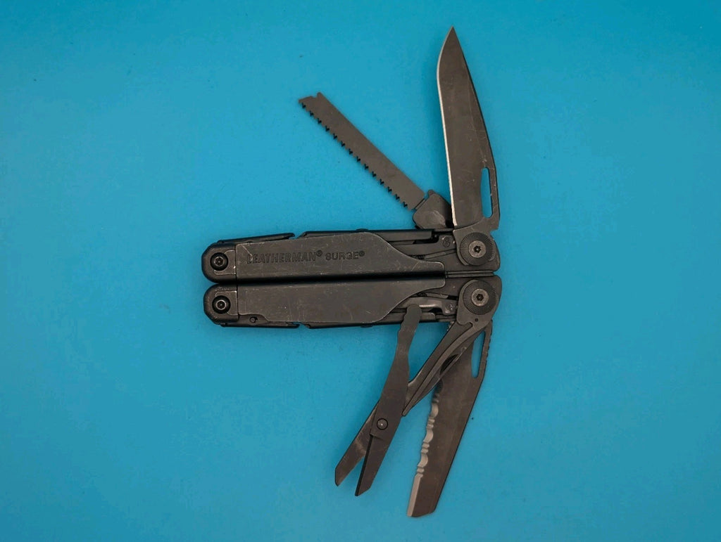 Leatherman Surge Heavy Duty Multi-Tool! GOOD WORKING CONDITION! BLACK OXIDE!