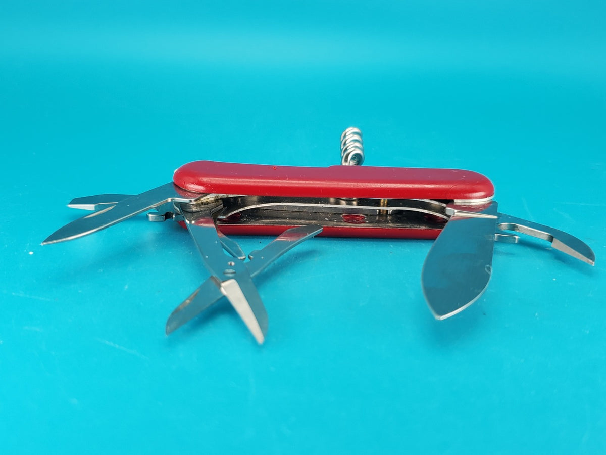 Wenger Traveler Red Swiss Army Knife Multi Tool!