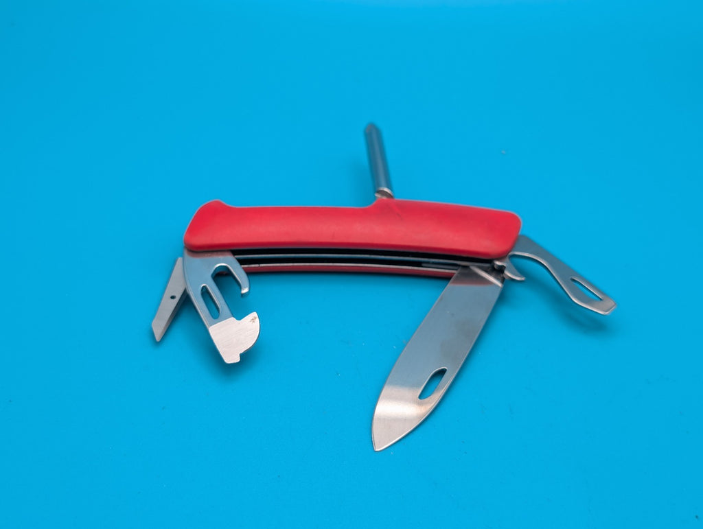 Swiza D16-123 Swiss Pocket Knife Stainless Steel Blades OD Red Synthetic Handle
