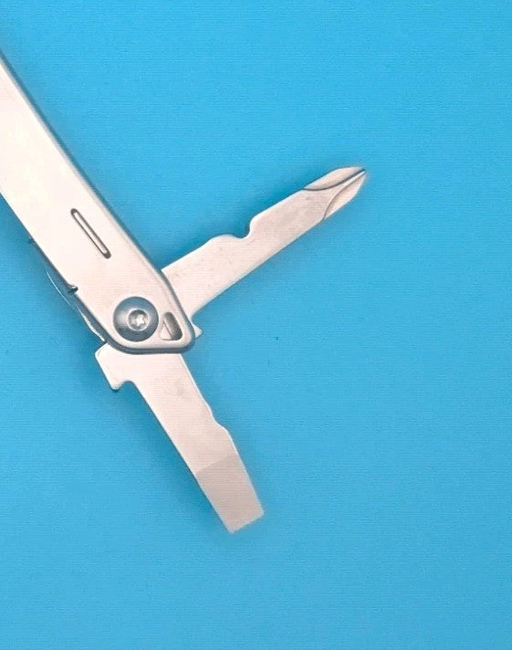 LEATHERMAN WINGMAN MULTI-TOOL! FAST SHIPPING!