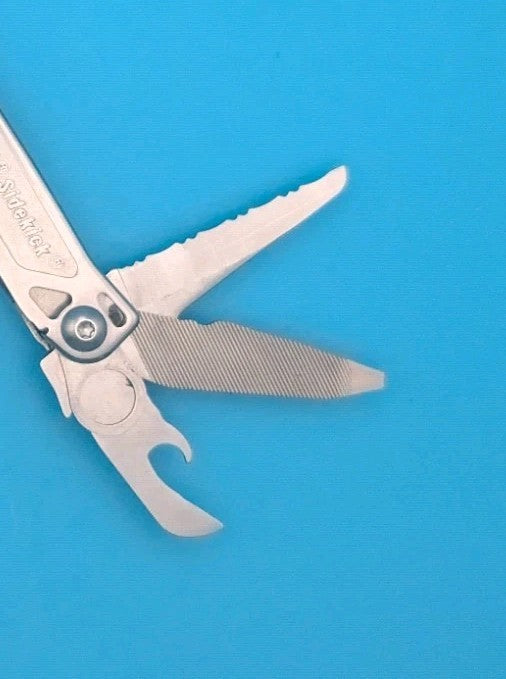 Leatherman Sidekick Multi-Tool, Knife, Pliers, Saw, Stainless! With Sheath!
