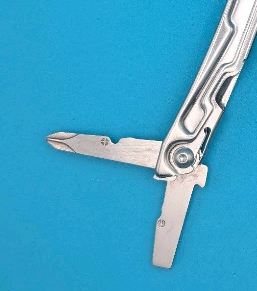 Leatherman Rev 3.8" Multi-Tool, Stainless!
