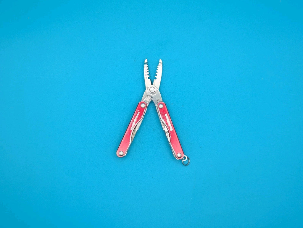 Leatherman Squirt E4 USA Radio Shack! Limited Edition!
