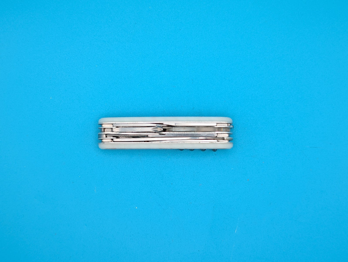 VICTORINOX EXPLORER GLOW IN THE DARK SWISS ARMY KNIFE MULTI TOOL!
