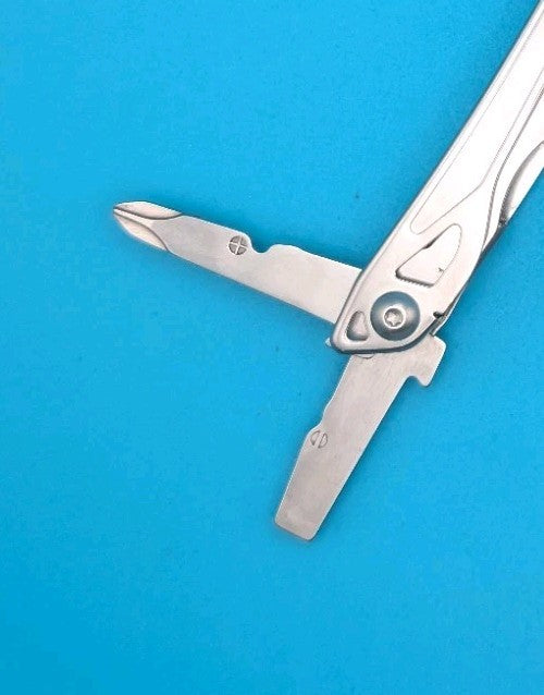 Leatherman Sidekick Multi-Tool, Knife, Pliers, Saw, Stainless!