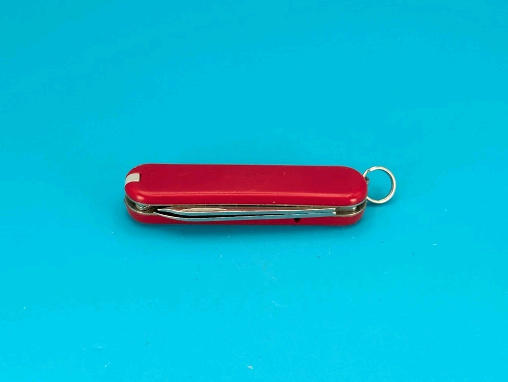 Victorinox Signature Lite Red Swiss Army Knife! 58mm, RED BRIGHT LED!
