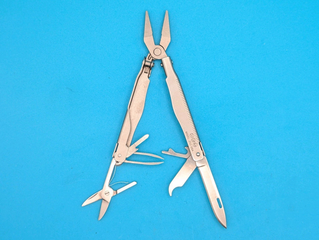 BUCK USA BUCK MINI BUCK MULTI TOOL 350! RETIRED COLLECTIBLE!