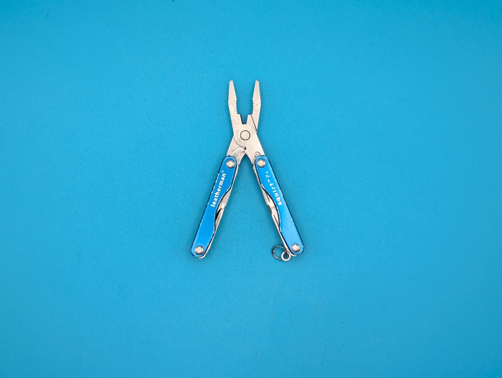 Leatherman Squirt P4 Multi-Tool, Key Ring, Retired, Blue