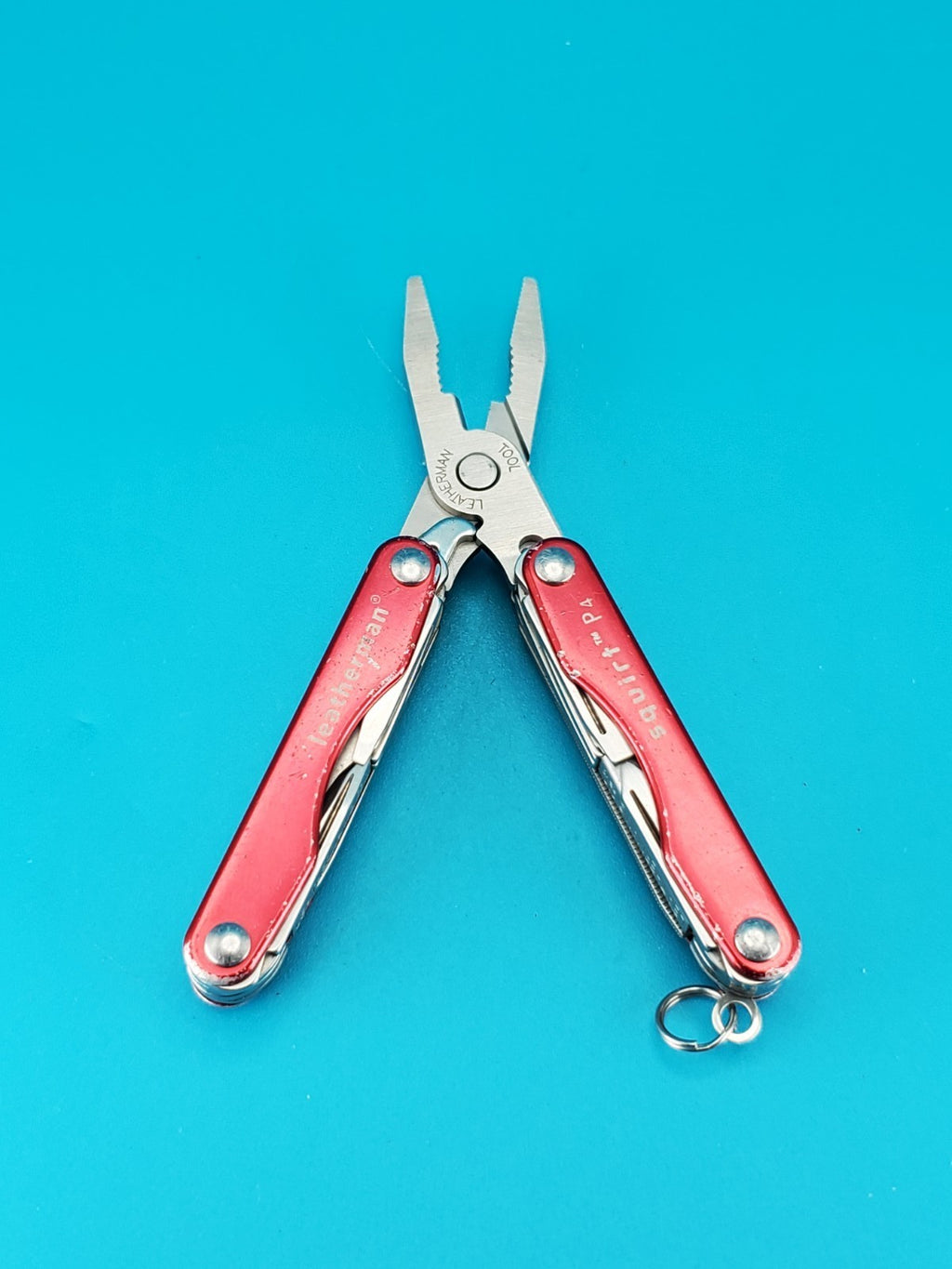 Leatherman Squirt P4 Multi-Tool, Key Ring, Retired, Red
