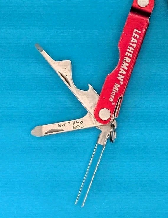 Leatherman Micra Multi-Tool, Knife, Scissors, Key Ring, Red, Pat Mom
