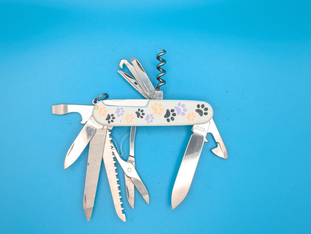 Victorinox Ranger Swiss Army Knife Multi-Tool! PAW PRINT SCALES!