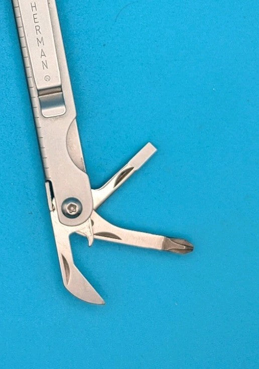 Leatherman SideClip Multi-Tool! 03/98 DATE STAMP! RARE!