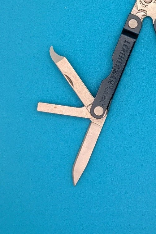 Leatherman Micra Multi-Tool, Knife, Scissors, Key Ring, Blue!