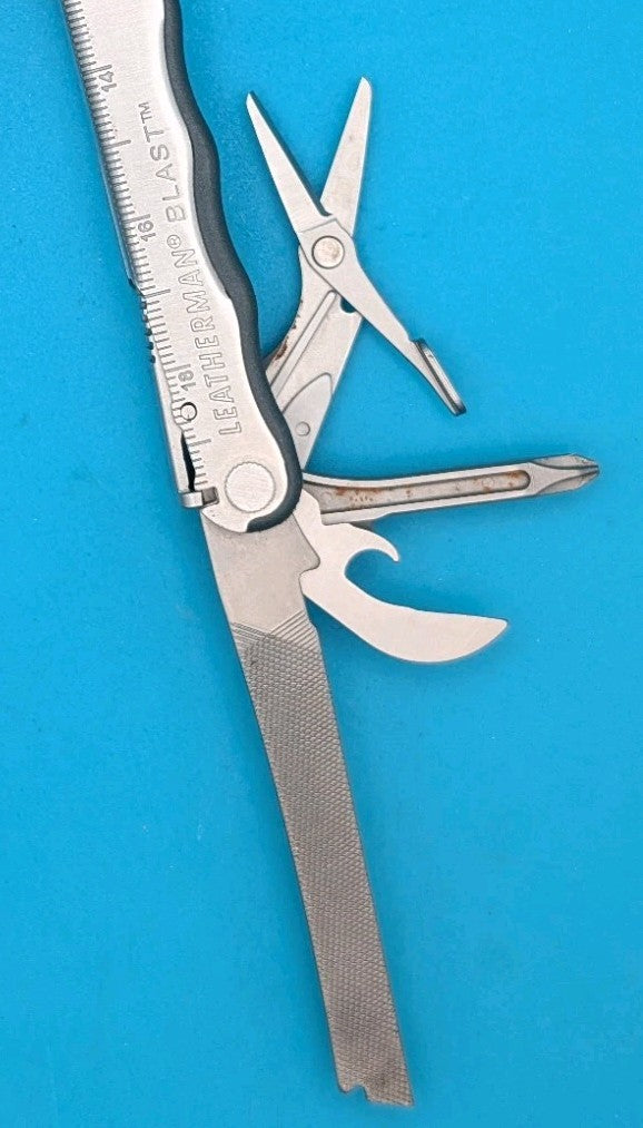 Leatherman Blast Multi-Tool, Retired Multitool w/ Knife Pliers