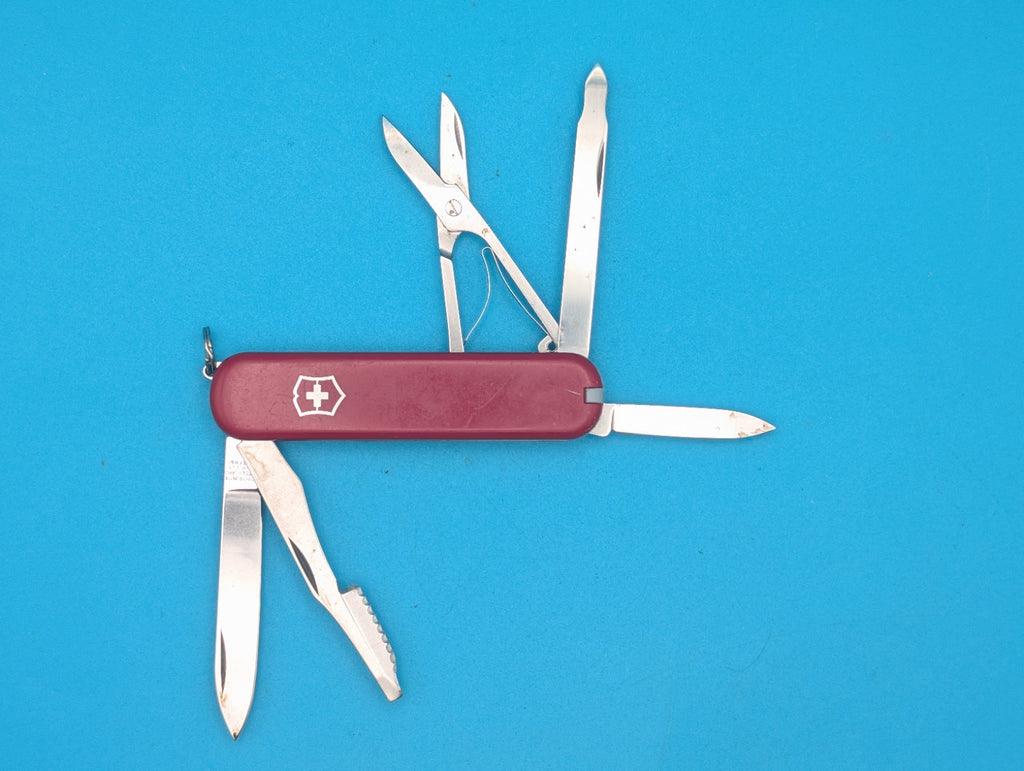 Victorinox Executive Swiss Army Knife, RED! FREE SHIPPING! RETIRED!