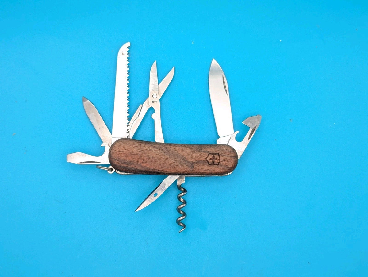 Victorinox Delemont EvoWood 17 Swiss Army Knife Multi-Tool!