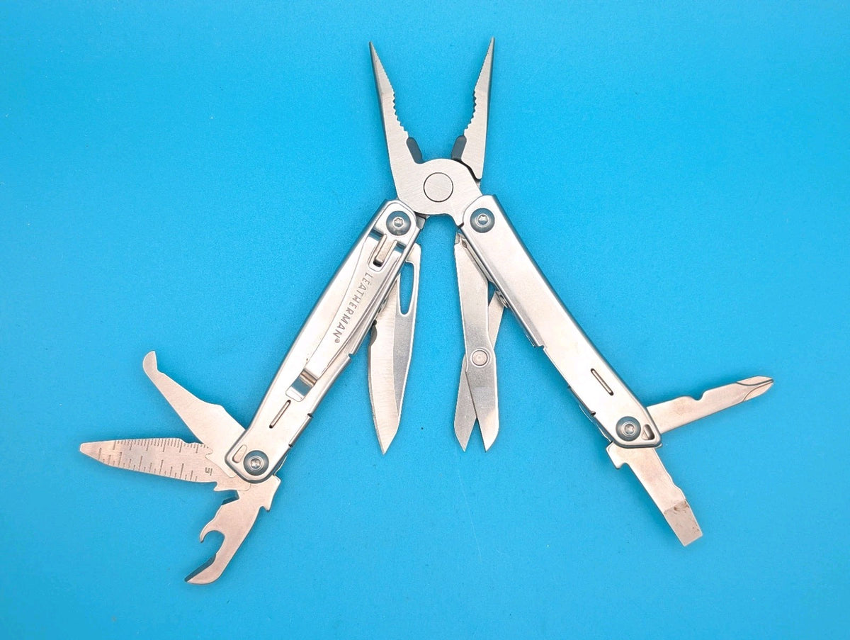 LEATHERMAN WINGMAN MULTI-TOOL! FAST SHIPPING! WITH SHEATH!