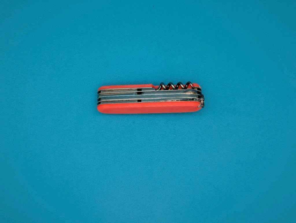 CUSTOM VICTORINOX EXPLORER GLOW IN THE DARK SWISS ARMY KNIFE!
