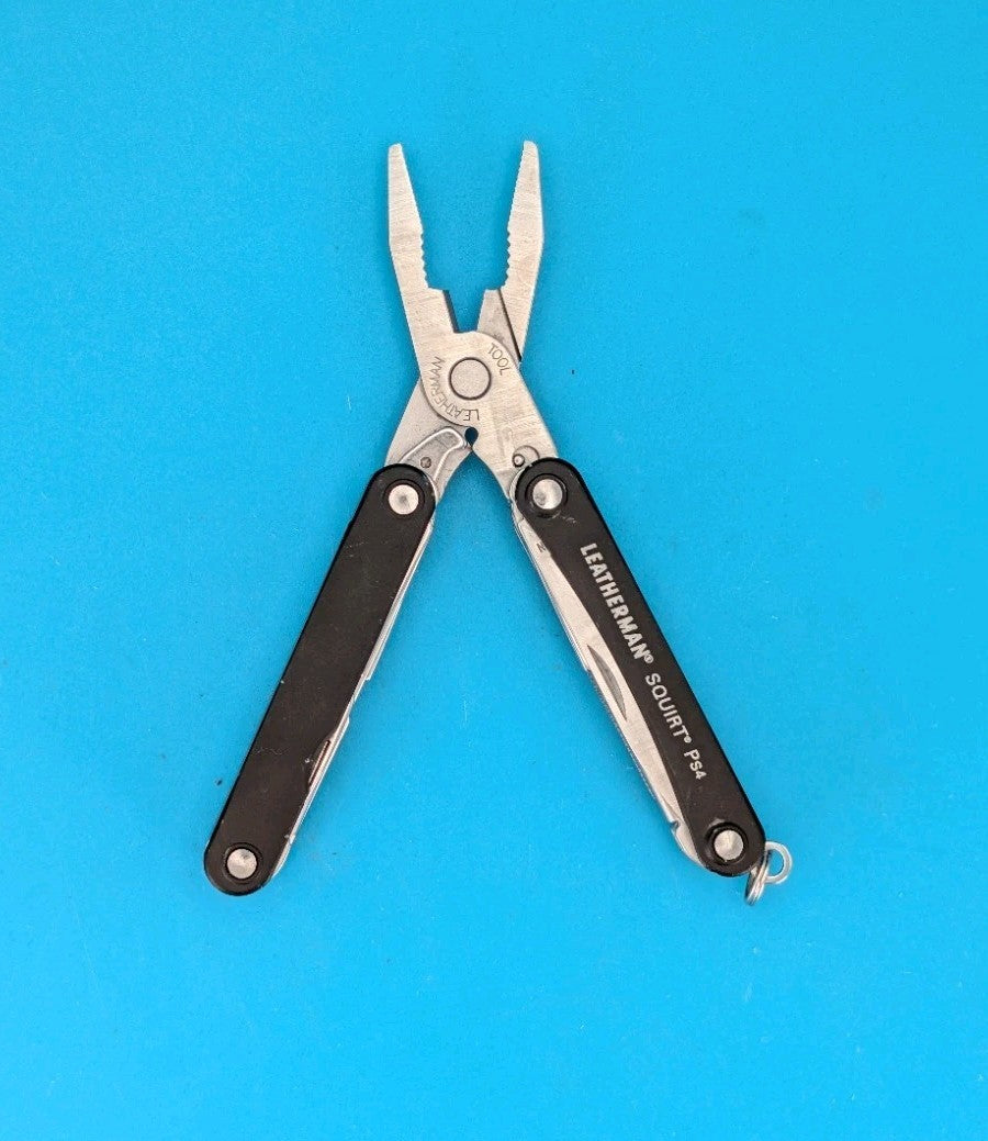 Leatherman SQUIRT PS4 Multi-Tool With Pliers Scissors Knife BLACK!