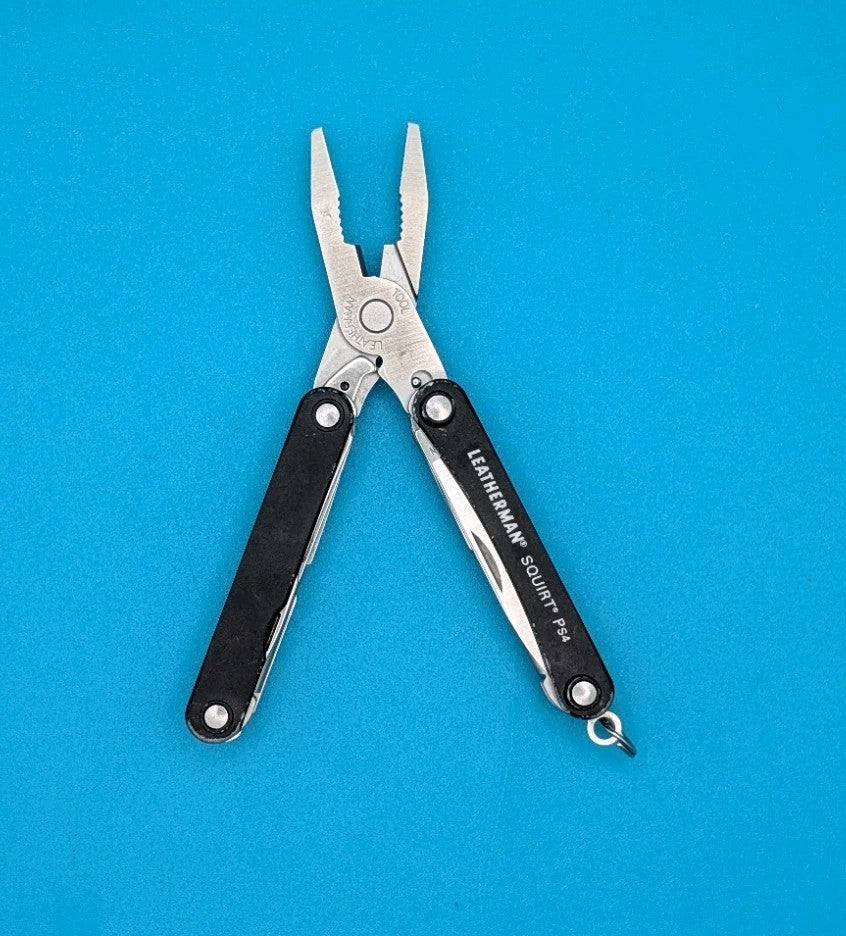 Leatherman SQUIRT PS4 Multi-Tool With Pliers Scissors Knife BLACK!
