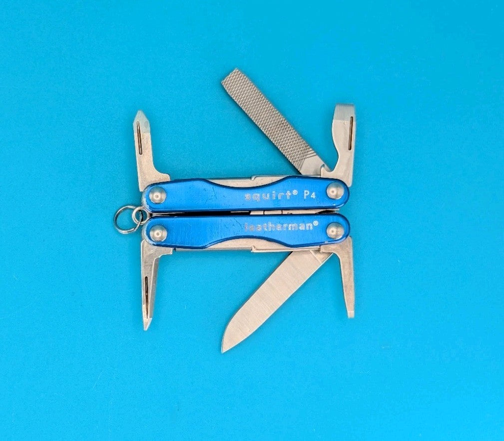 Leatherman Squirt P4 Multi-Tool, Key Ring, Retired, BLUE!