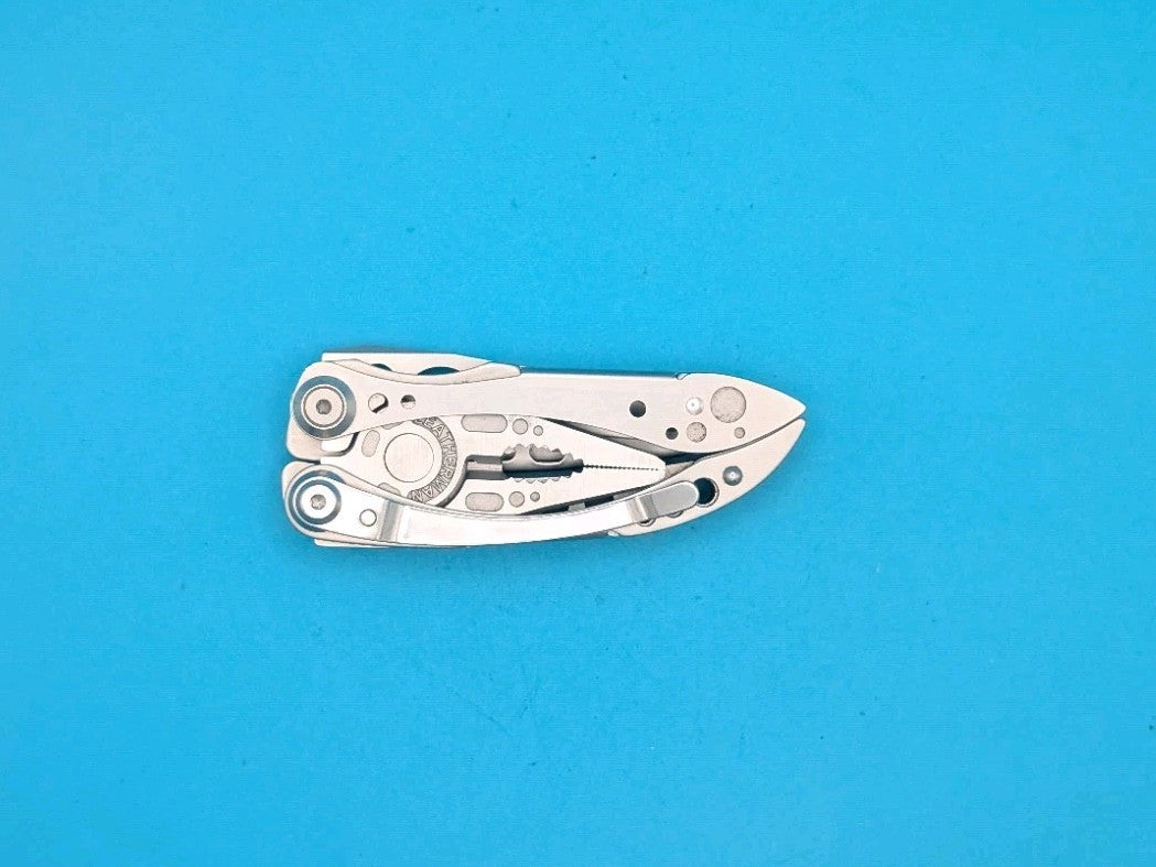 Leatherman Freestyle Multi-Tool - Discontinued - FAST SHIPPING!