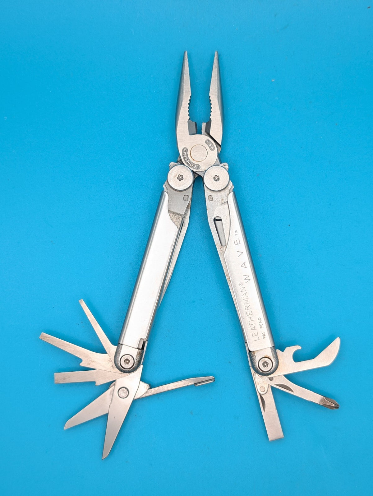 Leatherman Wave Original Vintage Retired, Dated 0401 (APRIL, 2001)