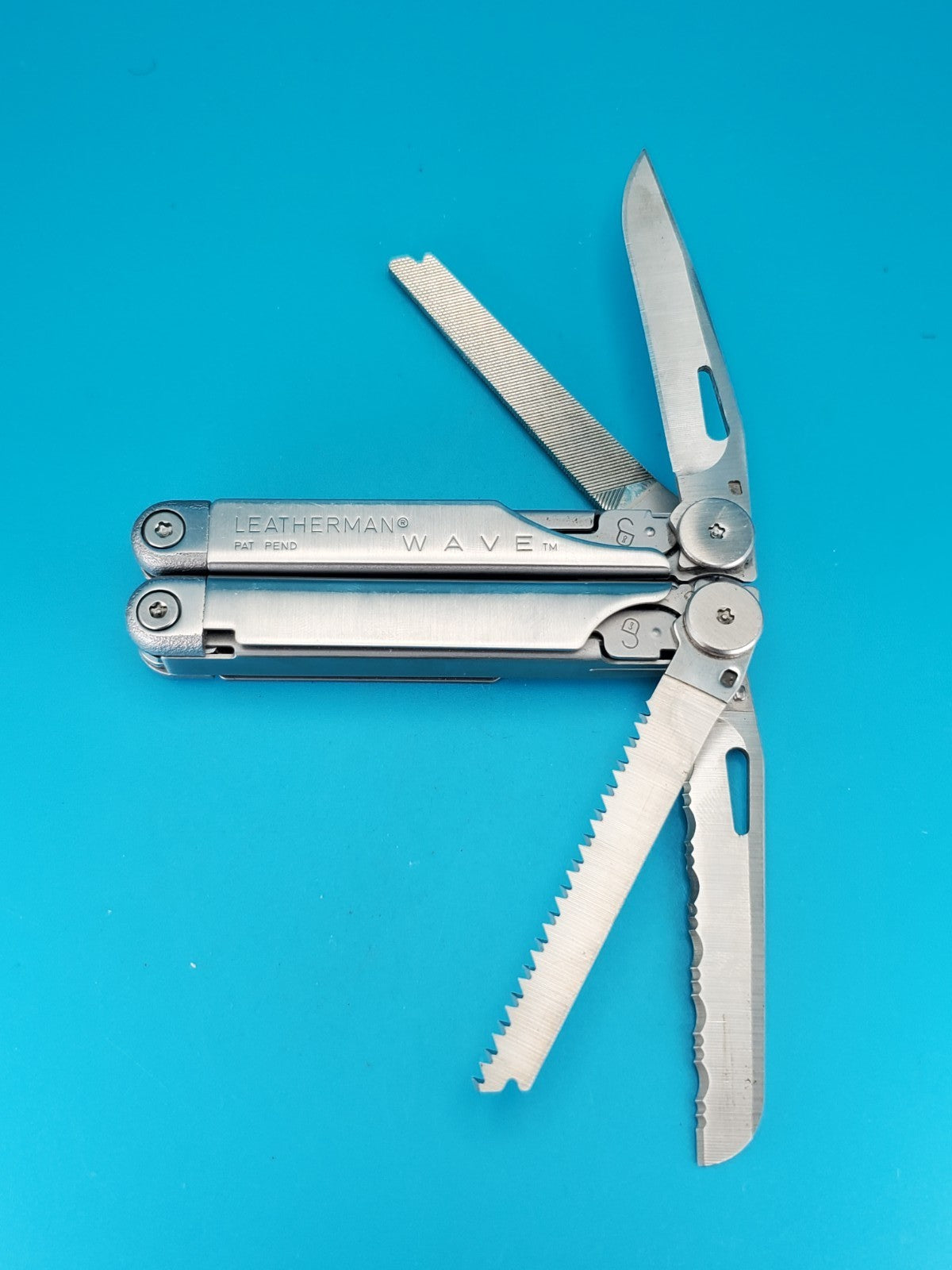 Vintage Leatherman Wave Original Multi Tool! , Dated 0900 (SEPT, 2000) AV-DEC
