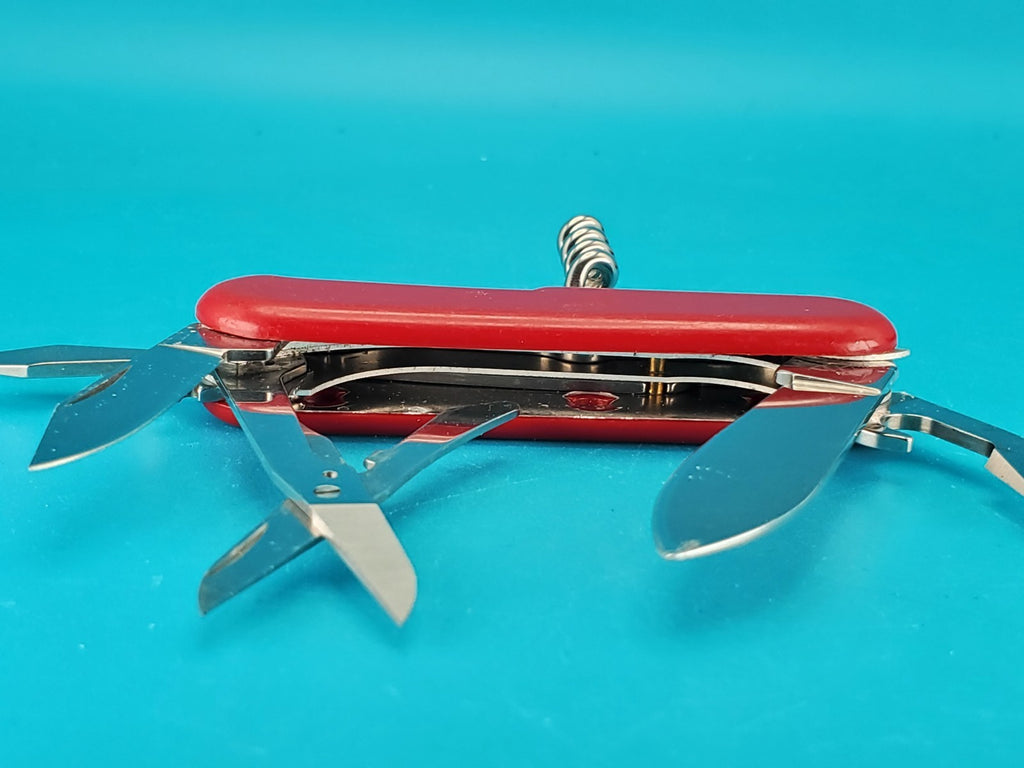 Wenger Classic 141 Red Swiss Army Knife Multi Tool! With Rare Clip Point Blade