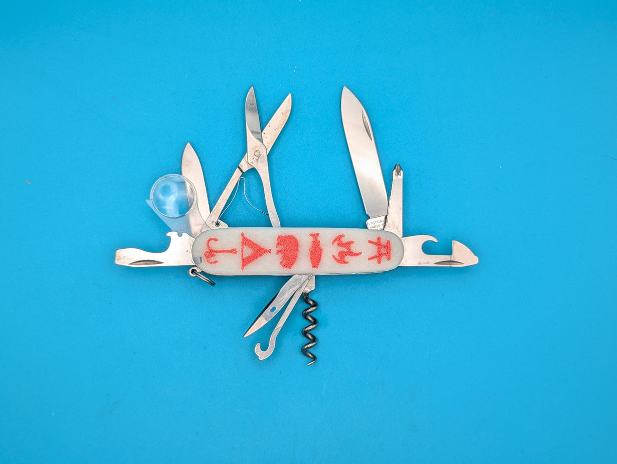 CUSTOM VICTORINOX EXPLORER GLOW IN THE DARK SWISS ARMY KNIFE MULTI TOOL! 91mm