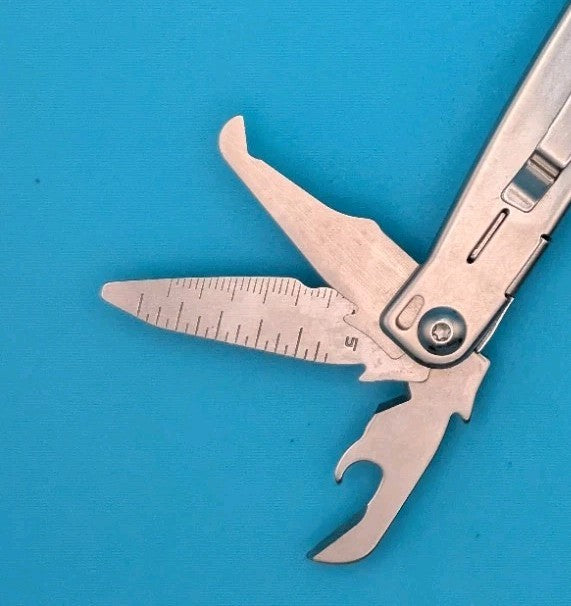 LEATHERMAN WINGMAN MULTI-TOOL! FAST SHIPPING!