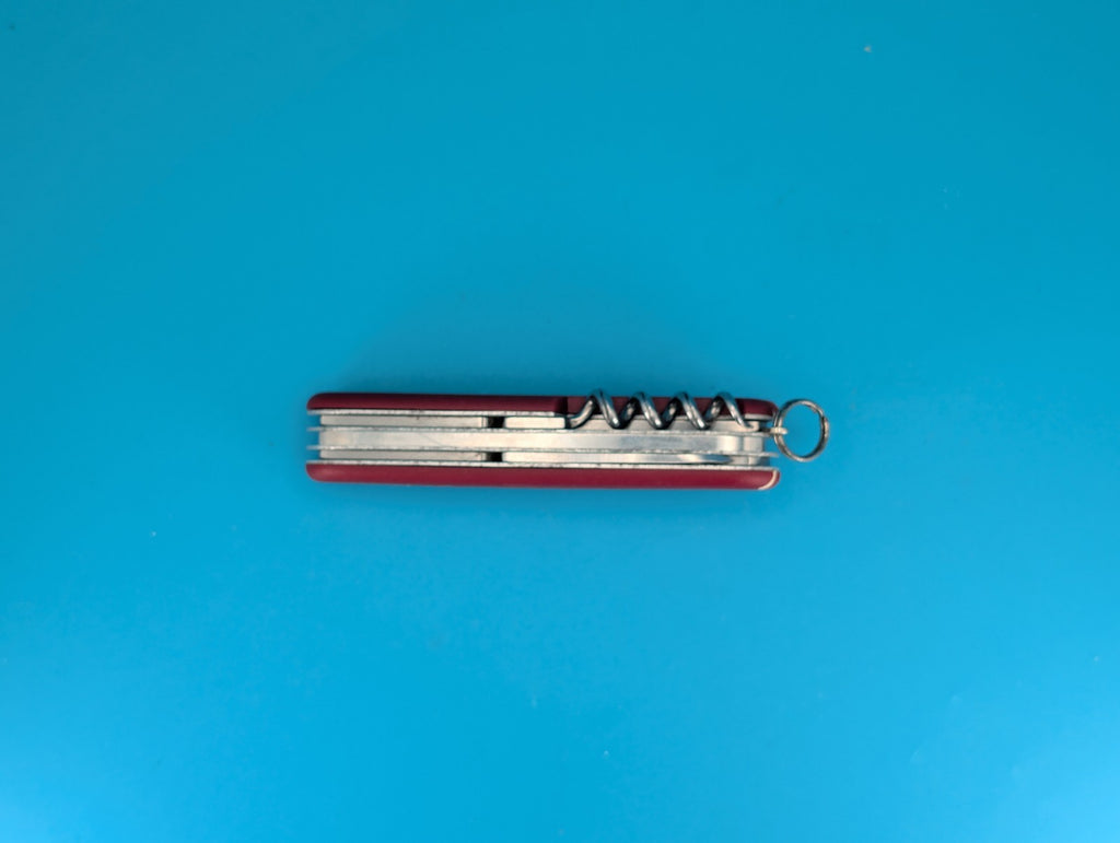 Victorinox Passenger Swiss Army Knife Multi Tool! Red!